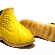 The Yellow Duck Boot Was Co-Created By Nle Choppa And Fctry Lab Founder & Former Yeezy Innovation Head Omar Bailey. Fctry Lab’s Duck Boot Takes A Familiar Shoe Concept And Turns It On Its Head, Creating A Dynamic And Unique Silhouette Making A Bold Statement In Footwear Fashion. Sizing: - The Duck Boot Is A Unisex Silhouette In Men’s Sizes. - For Men's Half Sizes, Please Select The Next Full Size Up. - For Women's Sizing, Please Reference Chart For Conversions. - You May Insert Insoles If Necess Shoe Concept, Nle Choppa, Duck Shoes, Footwear Fashion, Duck Boot, Reference Chart, Yellow Duck, Seasons Of The Year, The Duck