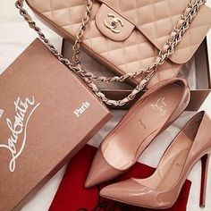 How amazing are these?! Like this picture if you want this #Chanel bag and #louboutin high heels.   #luxury #CocoChanel #highheels #luxurylife Sac Michael Kors, Toms Shoes Outlet, Chanel Resort, Michael Kors Outlet, Purses Michael Kors, Shoe Obsession, Toms Shoes, Louboutin Shoes, Christian Louboutin Shoes