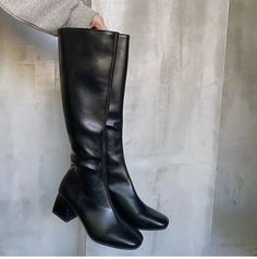 Woman Fashion Winter, Platform Boots Women, Thigh High Heels, Rider Boots, Punk Shoes, Boots Woman, Winter Heels, Knee Length Boots, Winter Shoes For Women