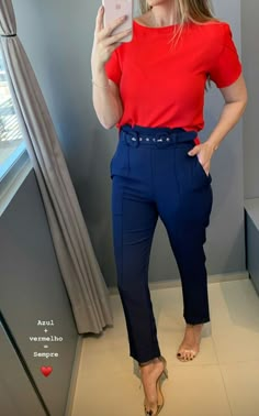 Fashionable Business Attire, Red Top Outfit, Business Casual Outfits For Work, Stylish Work Outfits, Work Outfits Women