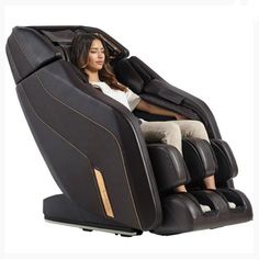 Daiwa Pegasus 2 Smart Massage Chair in Chocolate  #zerogravitymassagechair #massagechair Calf Massage, Body Scanning, Full Body Massage, Heat Therapy, Massage Techniques, Deep Tissue Massage