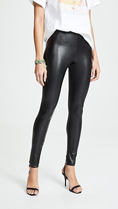 The Top 10 Fall Clothing Essentials All Women Need | Fashion Jackson Coated Leggings, Leather Leggings Outfit, Leather Legging, Sheer Clothing, Liquid Leggings, Black Leather Pants, Legging Outfits, Compression Leggings