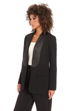 Elevate your wardrobe with our Brighton tuxedo-inspired blazer. This sophisticated piece features a sleek shawl collar and a tailored fit that exudes confidence and style. Perfect for formal events, important business meetings, or adding a touch of elegance to your everyday look. The Brighton blazer effortlessly transitions from day to night, making it a versatile staple in your closet. Be the muse of any occasion with this timeless piece. Pair it with the matching Brighton pants for a polished Office Clothes, Social Dresses, Collarless Jacket, Weekend Dresses, Garden Dress, The Muse, Maggy London, Vacation Dresses, Layered Look