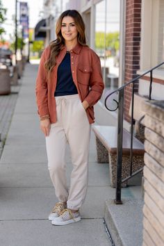 Simple and super versatile! These relaxed and comfy pants can easily be worn going to the gym, running errands, or even just lounging around! These can be paired with a sweatshirt, graphic tee, or with our coordinating Midwest Hooded Sweatshirt for a seamless look!