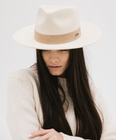 Holly blends two of our most beloved hats into one special silhouette. Miller’s semi-tall fedora crown paired with Monroe’s mid-length upturned brim makes this hat both bold + approachable. Featuring a hand-sewn suede band that’s easy to layer with other accessories. This is a style meant for all hat wearers from novices to pros. Named after our friend Holly, founder of Our Faux Farmhouse, who teamed up with us for this design. Our Faux Farmhouse, Faux Farmhouse, Gigi Pip, Rancher Hat, Unique Hats, Halo Style, Wearing A Hat, Felt Hat, Hat Band