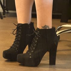 Lug Sole Strappy Platform Chunky Heel Cute Shoes Heels, Black High Heel Boots, Shoes Drawing, Black Heel Boots, Platform Heels Chunky, High Heel Boots Ankle, Platform Heel, Chunky Platform, Pretty Shoes