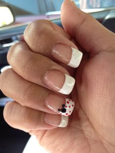 Disney Nail Art - Mickey! Disney Nail Designs, Nail Art Noel, Kutek Disney, Manicure Gel