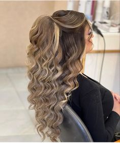 Glam Hair Half Up Half Down, Natural Prom Makeup, Hair Inspiration Long, Best Haircuts, Wedding Hairstyles Bride, Hair Massage