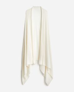 Oversized cashmere wrap Luxury Cashmere Shawl, Cashmere Wedding Shawl, Winter Shawls And Wraps, Wishlist 2024, Cashmere Accessories, Cashmere Wrap, Inner Mongolia, Winter Coat, Fashion News