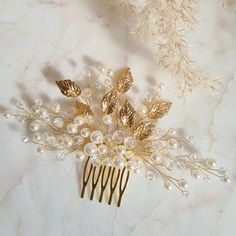 Pair of Handmade Vintage Style Gold Leaf Floral Pearl Bridal - Etsy UK Leaf Hair Piece, Gold Leaf Hair, Blue Wedding Hair, Flower Crown Bridesmaid, Flower Headpiece Wedding, Bridal Floral Crown, Boho Bridal Hair, Floral Hair Comb