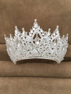 Swarowski Tiaras for Women, Zircon Bridal Crown for Your Magnificent Weddings,silver Crown,silver Tiara, Crystal Crown, the Queen's Crown - Etsy Türkiye Heavy Crown, Princess Crowns, Crown Silver, White Crown, Silver Tiara, Queen Crown, Unique Accessories, Silver Crown, Crystal Crown