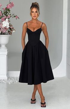 Holiday Party Fashion, Stylish Party, Necklines For Dresses, Night Out Dress, Black Midi Dress, Stunning Dresses, Dress Collection, Fit And Flare