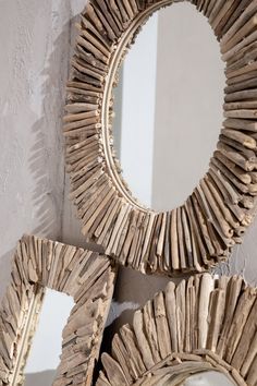 This beautiful mirror was created by collecting pieces of driftwood and placing them around the round glass in the center. Not one mirror is exactly the same! Two other designs are available and combining several creates a stunning feature wall. Indonesian Decor, Balinese Decor, Driftwood Frame, Driftwood Mirror, Wooden Mirror, Wood Mirror