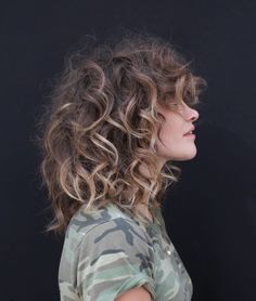 Curled Bangs, Anh Co Tran, Big Curls, Short Curly Haircuts, Haircuts For Curly Hair, Curly Hair Inspiration, Curly Hair Cuts, Short Curly Hair, Dream Hair