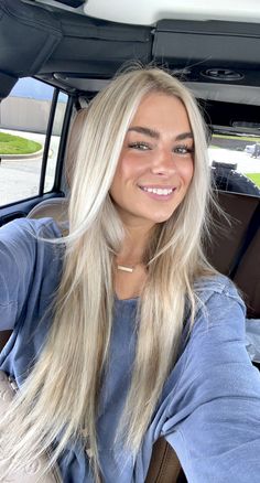 Beach Blonde Hair, Blonde Hair Goals, Perfect Blonde Hair, Bright Blonde Hair, Icy Blonde Hair, Vacation Hairstyles, Dyed Blonde Hair, Light Blonde Hair