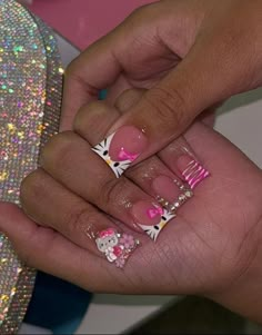 hello kitty | duck nails | short nails | pink nails | Rhine Stones | almond nails | short nails | shiny nails | #nailart #naildesign #nailinspiration #manicure #nailsoftheday #nailswag #nailideas #nailfashion #nailgoals #nailtrends #nailstyle #naillove #nailaddict #nailstagram #nailofinstagram #nailpolish #nailselfie #fashion #summernails #fallnails #springnaildesigns #hellokittystuff #hellokittycore #ducknails #pinknation Cute Summer Duck Nails, Yk2 Short Nails, Summer Nails Duck, Short Nails Duck, Duck Nail Inspo Short, Short Acrylic Nails Hello Kitty, Short Nails Hello Kitty, Short Nails Charms