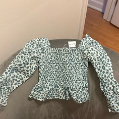 Fun And Trendy! Playful White Fitted Top, Playful Fitted White Top, Cute Long Sleeve Summer Tops, Fitted Playful Tops For Spring, Cute Fitted Tops For Brunch, Playful Long Sleeve Summer Blouse, Cute Green Printed Top, Long Sleeve Graphic Print Tops For Brunch, Cute Printed Tops For Fall