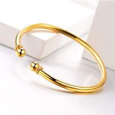 Simple Style: Round End Cuff Bracelet For Men And Women, Torque Style. Material:925 Sterling Silver Based,18k Gold Plated. [Customer Neet To Know]-------Diameter:2.6 Inches. Adjustable: Yes. Fit Wrist 150mm-190mm. Gift For Girlfriend, Lover, Family, Best Friend, Sister, Daugther, Classmate On Special Days Like Wedding, Anniversary,Birthday, Graduation,New Year, Christmas, Valentines Day. Item No. Bhe612 Vintage Vacation, Red Watch, Festival Birthday, Bracelets Fashion, Open Bangle, Coachella Festival, Butterfly Sunglasses, Spring Boho, Bracelet For Men