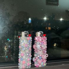 Decorated Lighters Gems, Decorate Lighters Diy, Decorating Lighters Diy, Lighter Diy Decorated, Diy Lighter Decor, Badazzel Lighters, Bedazzle Lighter, Cute Lighters Diy, Coquette Lighter