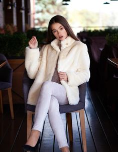 Elegant Cream Faux Fur Coat, Cream Faux Fur Coat With Faux Fur Lining, Cream Fur Coat With Faux Fur Lining, Fitted Cream Faux Fur Coat, Short Winter Coat, Cream Faux Fur Coat, Winter Coat Short, Mink Coat, Women Coat