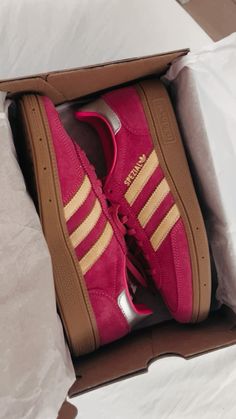 Adidas Shoes Pink, Adidas Spezials, 2024 Shoes, Gazelle Adidas, Shoes Trends, Pretty Shoes Sneakers, Cute Nike Shoes, Adidas Spezial