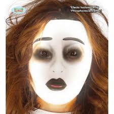 mascara de fantasma - Buscar con Google Pig Mask, Dark Mask, Mask Shapes, Adult Halloween Party, Fancy Dress Costume, Halloween Face Mask, Halloween Mask, Halloween Fancy Dress, Fancy Dress Accessories