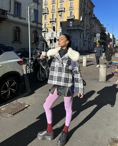 Tights Outfits, Pink Tights, Street Outfits, Bella Hadid Outfits, Colour Combos, Cold Weather Fashion