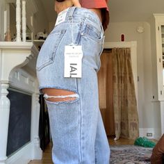 Nwt! Size 36 = 4 Straight Leg Split Hem Washed Denim High Rise Butt Rip Zip Closure 100% Cotton Measurements: Waist: 13.5” Rise: 11” Hip: 18.5” Inseam: 32” Thigh: 10” Jeans With Rips In The Back, Split Hem Jeans, Wide Legged Jeans, Beige Jeans, Leg Split, Patterned Jeans, Hem Jeans, Dark Jeans, Slim Straight Jeans