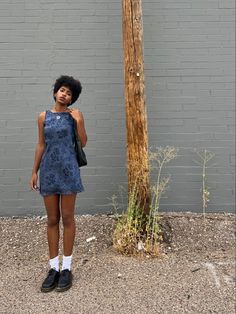 Doc Summer Outfit, Docs And Dress, Casual Short Dress Outfit, Loafers Dress Outfit Summer, Short Docs Outfit, Dress With Oxford Shoes Outfit, Short Jean Dress Outfit, Low Doc Martens Outfit Summer, Summer Docs Outfit