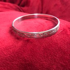 Never Worn Still In Case Womens Jewelry Bracelets, Brighton, Silver Bracelet, Womens Sizes, Women Jewelry, Bracelet, Silver, Women Shopping, Gifts