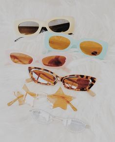 Aesthetic Sunglasses, Mises En Page Design Graphique, Diy Organizer, Girly Outfit, Collage Diy, Peach Aesthetic, Estilo Hippie