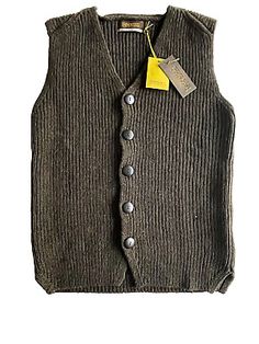 NEAT AND SMART PURE WOOL KNITTED WAISTCOAT IN NICE DARK BROWN COLOUR. THERE IS ALSO GIVE IN THEM WITH THE RIB PATTERN. XL - CHEST 42 PIT TO PIT 21”. LARGE - CHEST 40 PIT TO PIT 20”. Fitted Wool Vest Top, Fitted Winter Sweater Vest, Casual Wool Sleeveless Vest, Fitted Sweater Vest For Winter, Casual Sleeveless Wool Vest, Fitted Wool Vest For Fall, Wool Sleeveless Sweater Vest, Fitted Wool Sleeveless Sweater Vest, Casual Wool Sleeveless Sweater Vest