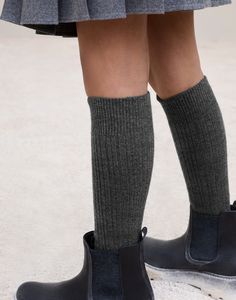 Cashmere knit knee length socks Materials, embellishments and the distinctive traits of the Brunello Cucinelli collections infuse these socks with a special, sophisticated touch. The cozy cashmere yarn guarantees warmth and protection when worn. Knee Length Socks, Cashmere Yarn, Boutique Online, Sneaker Heels, Shirt Skirt, Event Dresses, Denim Pant, Jewelry Creation, Small Leather Goods