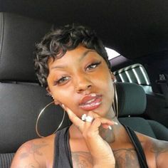 Pixie Cut Human Hair Wig Short Wave Curly Wigs Natural Hair Fashion Party Wigs Black Pixie Cut, Finger Waves Short Hair, Short Pixie Wigs, Pixie Cut Wigs, Natural Hair Short Cuts, Curly Pixie Cuts, Short Hair Pixie Cuts, Short Sassy Hair, Pelo Afro