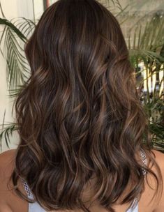 Brown Hair Looks, Brunette Hair With Highlights, Brunette Balayage Hair, Hair With Highlights, Brown Hair Balayage, Balayage Brunette, Hair Balayage, Brown Hair With Highlights