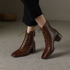 Sepatu Platform, Rough Heels, Chunky Heel Ankle Boots, Look Formal, 가을 패션, Pretty Shoes, Heeled Ankle Boots