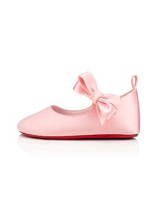 Crafted from Rosy pink satin crêpe, the charming Lou Babe ballet flat has elegant lines and a timeless style. This model embodies Maison Christian Louboutin's savoir-faire and features a round toe as well as a tone-on-tone bow on the side. This shoe has an elasticated strap on the vamp and pull-tab on the heel making it easy to slip on and off. - Elasticated strap - Soft nappa leather upper, ideal for baby shoes - Signature red leather sole - Perfect for ceremonies - Baby version available in 3 Pink Ballerina, Luxury Baby, Rosy Pink, The Vamps, Ballet Flat, Cool Baby Stuff, Pink Satin, Baby Fever, Pull Tab