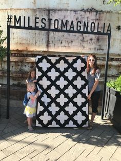 Magnolia Quilt Pattern My Sister In Law, Moving Cross Country, Black And White Quilts, Magnolia Market, Waco Texas, Quilt Patchwork, Quilt Projects, White Quilt, Joanna Gaines