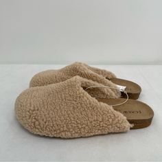 J.Crew Factory Women’s Nwt Sherpa Clog Slippers Size: 11m Sherpa Slippers, Pink Moccasins, Pink Slides, Shearling Slippers, Suede Moccasins, Clog Slippers, Summer Flip Flops, Fuzzy Slippers, Fur Slippers