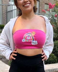 You are concert ready with this Tube top!  We're are ready for you and your bestie to look and feel like Bichotas with our new Mañana sera bonito tube tops️🔥 Embrace the Mañana sera bonito tour vibes and dance the night away, knowing you and your bestie are giving Bichota vibes! Manana Sera Bonito Hairstyles, Trendy Pink Crop Top, Trendy Cotton Crop Top For Festival, Mañana Sera Bonito Birthday, Trendy Cotton Crop Top For Music Festival, Trendy Cropped Top For Festival, Trendy Cropped Tops For Festivals, Cropped Cotton Top For Music Festival, Trendy Cropped Top For Music Festival