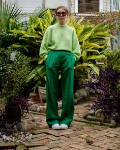 [WDYWT] Green Monochrome #streetwear #streetwearoutfit #streetwearstyle #streetwearfashion Streetwear Fashion Women Colorful, Green Monochromatic Photoshoot, Full Green Outfit, Green Outfit Combination, Green On Green Outfit, Monochromatic Outfit Green, Monochrome Green Outfit, Monochrome Outfit Aesthetic, Green Monochromatic Outfit