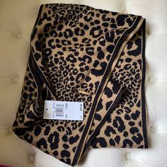 Gorgeous Leopard Print Infinity Scarf To Keep You Warm And Stylish Nwt Measures Approximately 78 Inches Long. Approx 10 Inches Wide. Five Star Sellerships Fastpet/Smoke Free Home I Only Sell Authentic Items Cheetah Print Scarf, Michael Kors Designer, Michael Kors Scarf, Ribbed Scarf, Cable Knit Scarf, Animal Print Scarf, Reversible Scarf, Leopard Print Scarf, Logo Knit