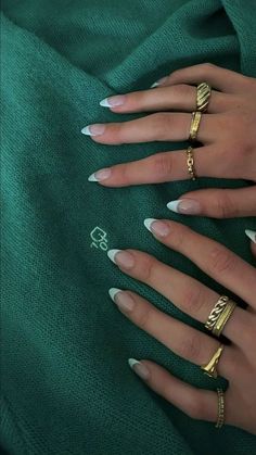 Discover the best bridesmaid nails ideas that you will absolutely love. Get inspired for your wedding day with stunning nail designs. Paznokcie Hello Kitty, Kutek Disney, Unghie Sfumate, Colourful Nails, Girly Acrylic, Nail Looks, Nagel Tips, Grunge Nails