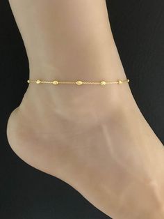 14K Gold Plated over Sterling Silver Beaded Ankle Bracelet,Minimalist and Dainty Gold Plated over Sterling Silver AnkletANKLET FEATURES:Metal:  All components are made from 14K gold over solid .925 Sterling Silver Model is wearing 9" in length  solid .925 Sterling Silver Rolo Bead ChainChain Length:  9"Please send me a message if you have any questions before or after placing your order. ************************************************Please visit my storefront to view more of my creations:vonzj Silver Anklets Designs, Marriage Jewellery, Wedding Anklets, Blue Sapphire Jewelry, Beaded Ankle Bracelets, Silver Model, Beautiful Anklet, Beaded Ankle, Peridot Pendant