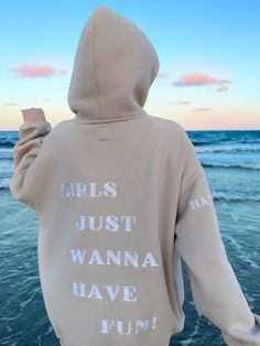 Girls Just Wanna Have Fun, Trendy Hoodies, Cute Sweatshirts, Embroidered Hoodie, Really Cute Outfits, Hoodie Girl, Embroidered Sweatshirts, Preppy Outfits