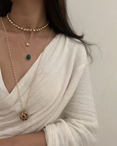 Statement Jewelry Outfit, Vintage Indian Jewelry, Pretty Jewelry Necklaces, Jewelry Set Design, Traditional Indian Outfits, Luxe Jewelry, Boyfriend Diy, Indian Jewelry Sets, Indian Aesthetic