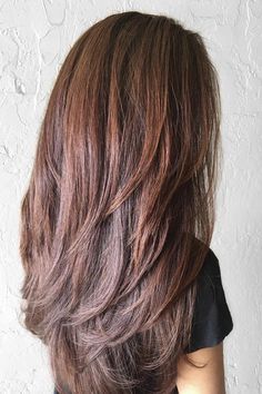 Long Hair With Layers: All The Long Layered Hair Inspiration You'll Need | Glamour UK Medium Hair Cuts, Long Hair Cuts, Layered Haircuts, Layered Hair, Medium Length Hair Styles