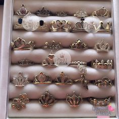 Pinterest Jewelry, Tiara Ring, Princess Ring, Fashion Ring, Pretty Rings, Hand Jewelry, Fantasy Jewelry