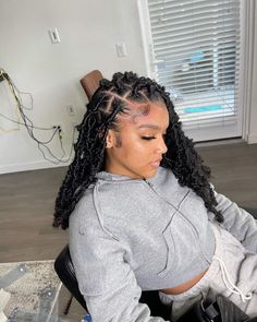 Mid Back Butterfly Locs, Protective Hairstyle Ideas, Curly Styles, Classy Hairstyles, Protective Hairstyle, Quick Braided Hairstyles, Frontal Hairstyles, Hair Advice