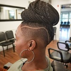 Braids With A Fade, Braids Shaved Sides, Box Braids Shaved Sides, Braids With Shaved Sides, French Braid Ponytail, Dreadlocks Styles, Dutch Braid Hairstyles, Shaved Hair Designs, Shaved Side